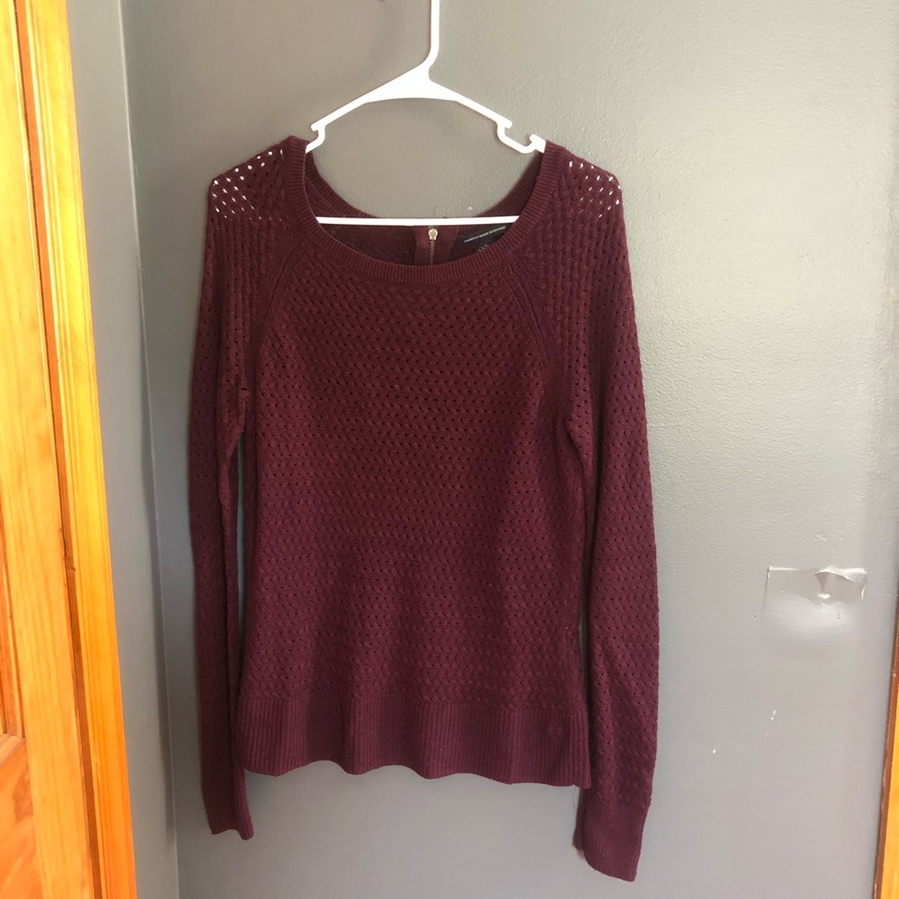 American Eagle sweater